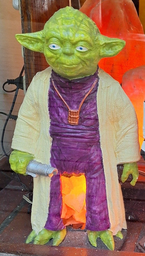 Producto - Lámpara de Sal Yoda