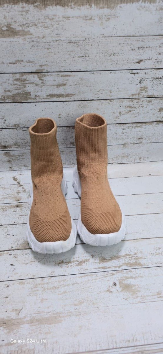 Producto - zapatilla botita alta tejida camel del 36 al 40 - 1