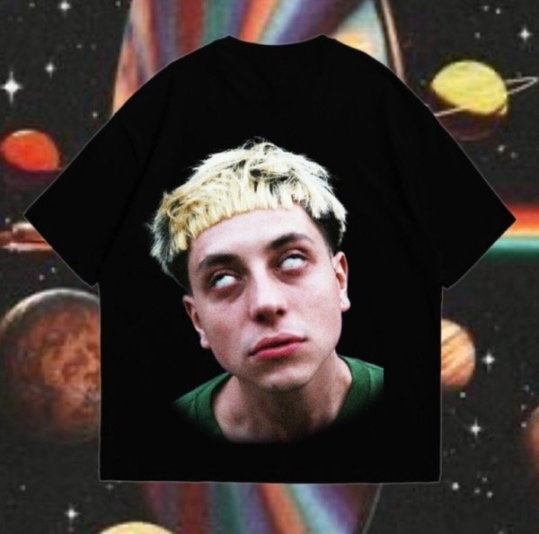 Producto - REMERA CA7RIEL Y PACO AMOROSO