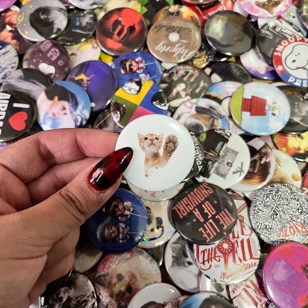 Producto - Pin gatito rubio