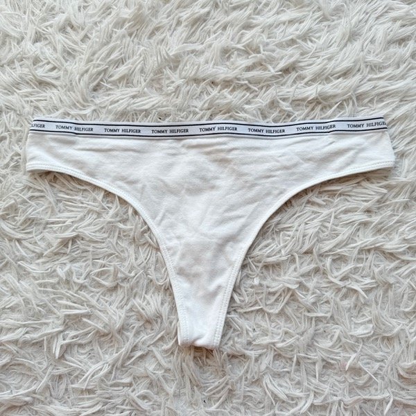 Producto - LESS TOMMY HILFIGER 53