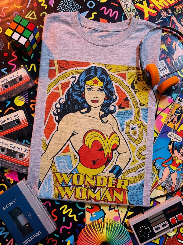 Producto - Remera Mujer Wonder Woman Gris 2