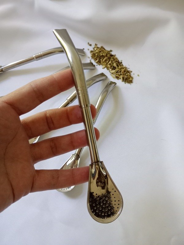 Producto - Bombilla acero inoxidable. Pico de loro y filtro