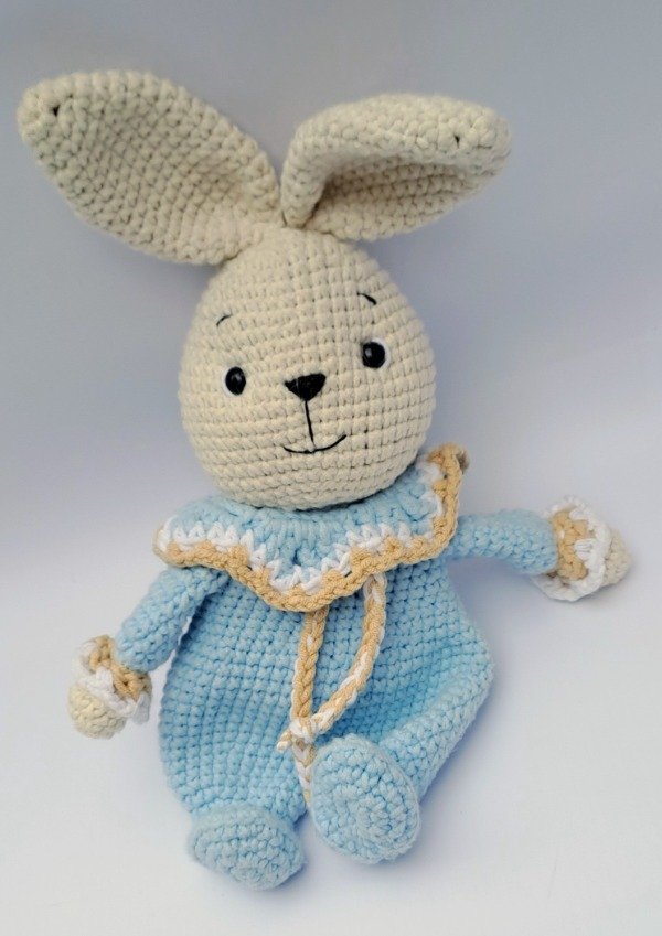 Producto - Conejo ALEJO - Mordillo y Manta de apego amigurumi
