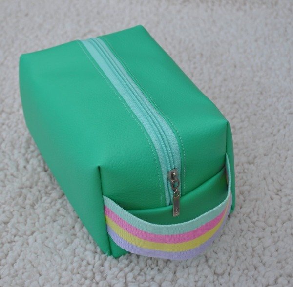 Producto - Pocket Símil Cuero Acqua Correa Rayada 4