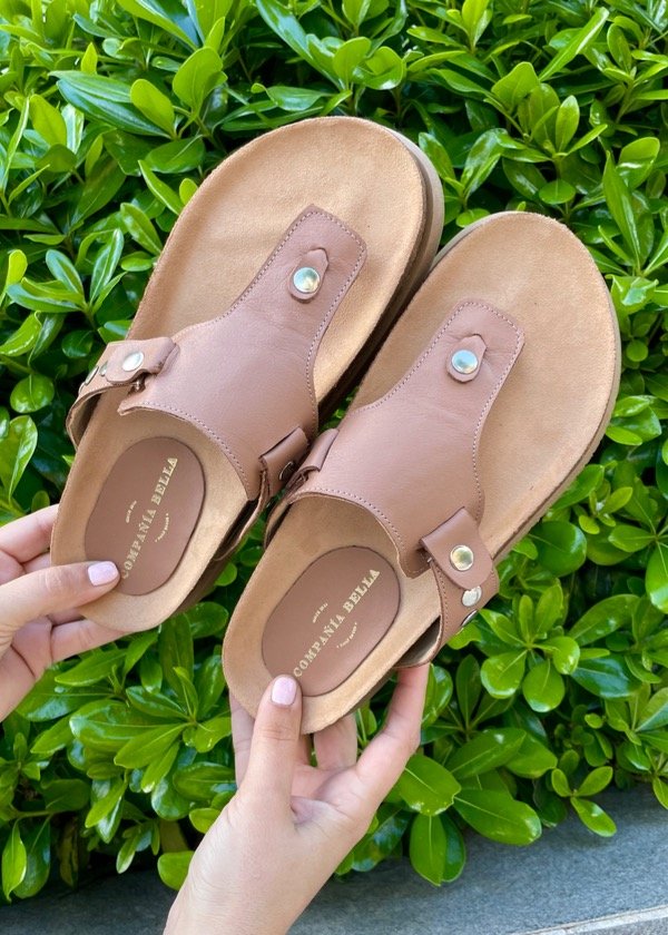 Producto - Ojota BLOOM moka