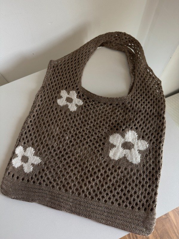 Producto - BOLSO PLAYERO FLORES MARRON