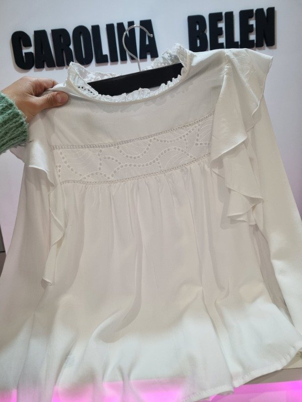 Producto - Blusa fibrana volado