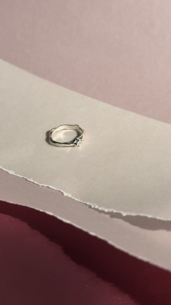 Producto - Anillo fino plata con piedra cubic - 0