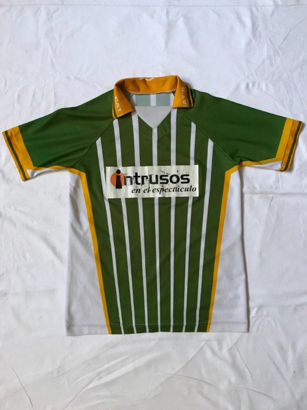Producto - Y2K rare obscure Intrusos sponsor football jersey.