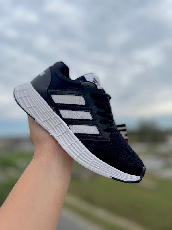Producto - Adidas abrojo