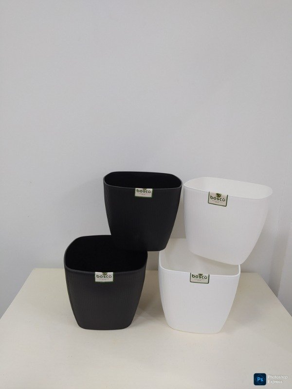 Producto - Macetas medianas 24cm blanco o negro