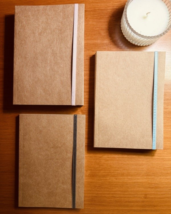 Producto - CUADERNO BINDER RAYADO BOOKCEL A5 x 3 UN. C/ ELÁSTICO - 0