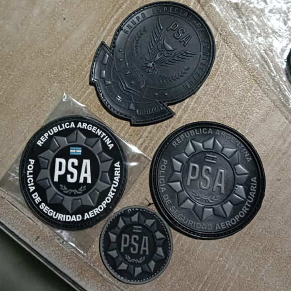 Producto - Parche PVC Brazo Escudo PSA Negro