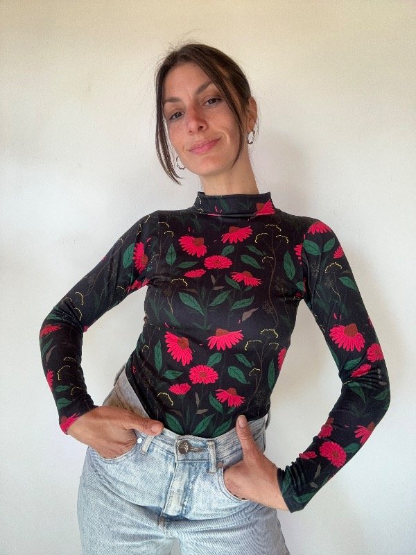 Producto - Polera Equinacea