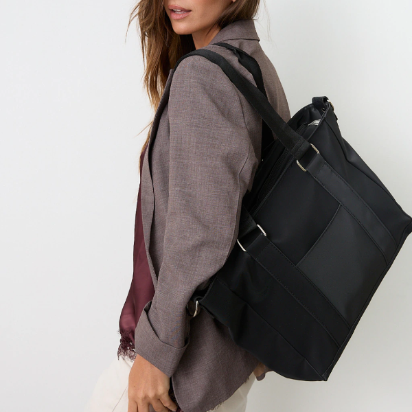 Producto - Tote Uma tela impermeable Negra - 0