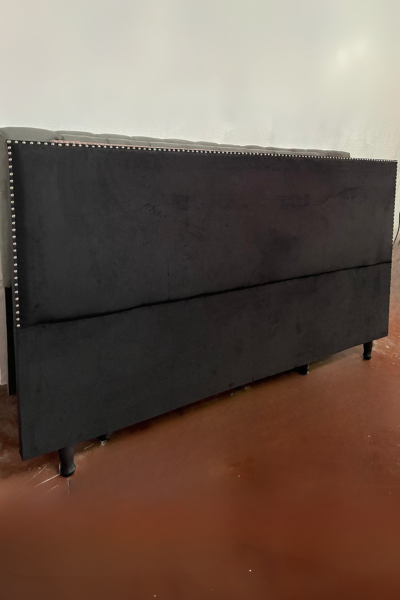 Producto - Respaldo Liso con Tachas