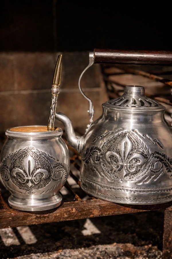 Producto - PAVA CAMPERA + MATE CAMPERO - FLOR DE LIS