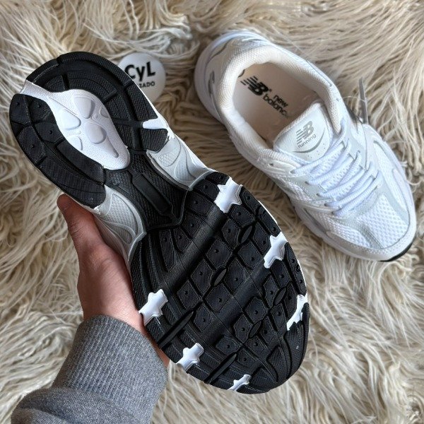 Producto - New Balance 530 White - 6