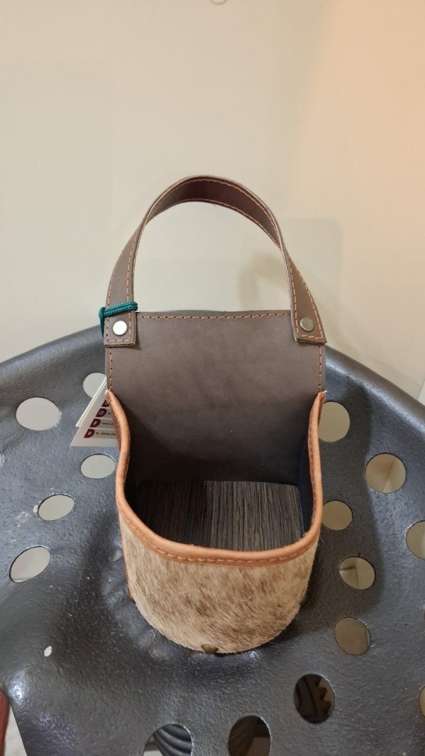 Producto - Porta mate cuero con pelo