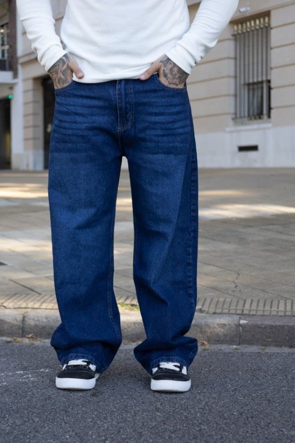 Producto - Baggy Blue con Bigotes