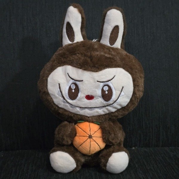 Producto - Peluche: Labubu con fruta [27 cm] (Marron)