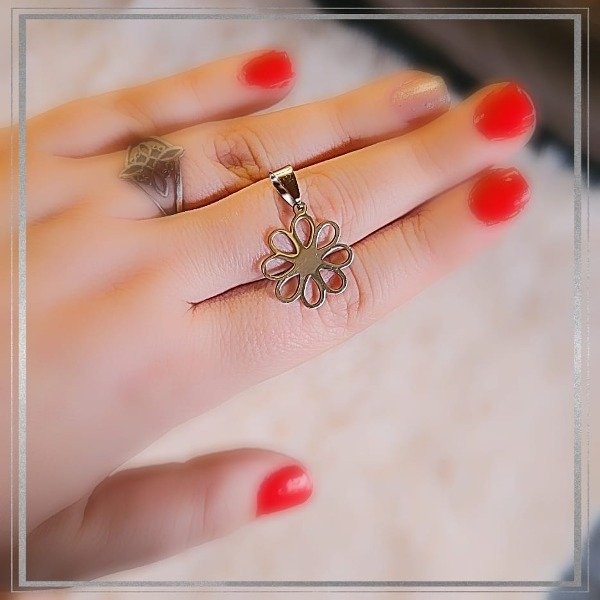 Producto - Dije flor calada