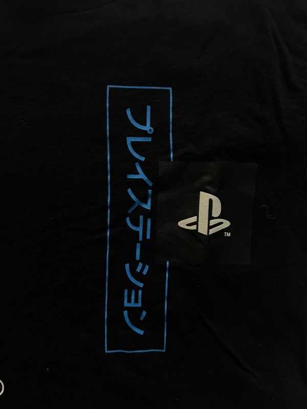 Producto - Remera negra PlayStation - 2