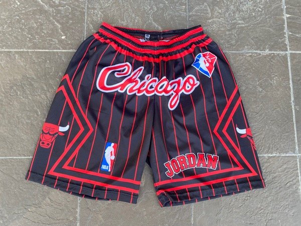 Producto - Short Chicago bulls negro