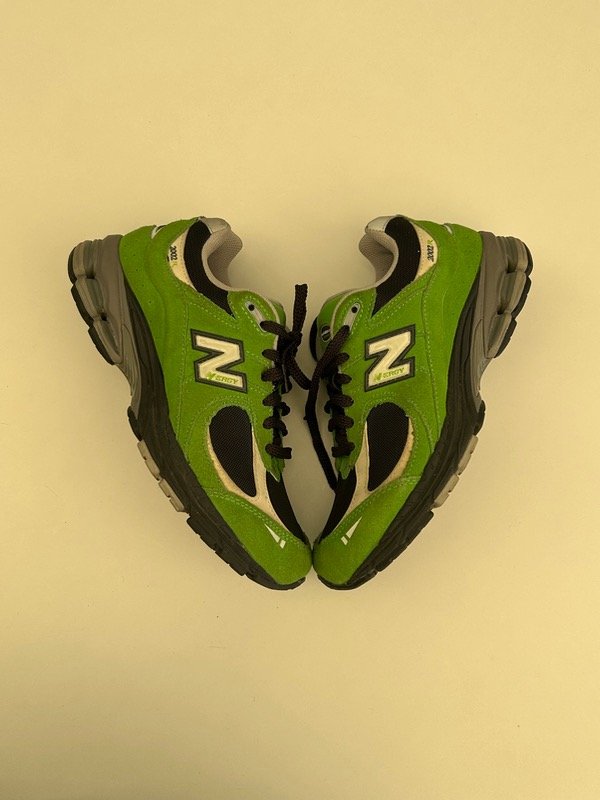 Producto - 2002R Good Vibes Green Apple New Balance (25.5cm)