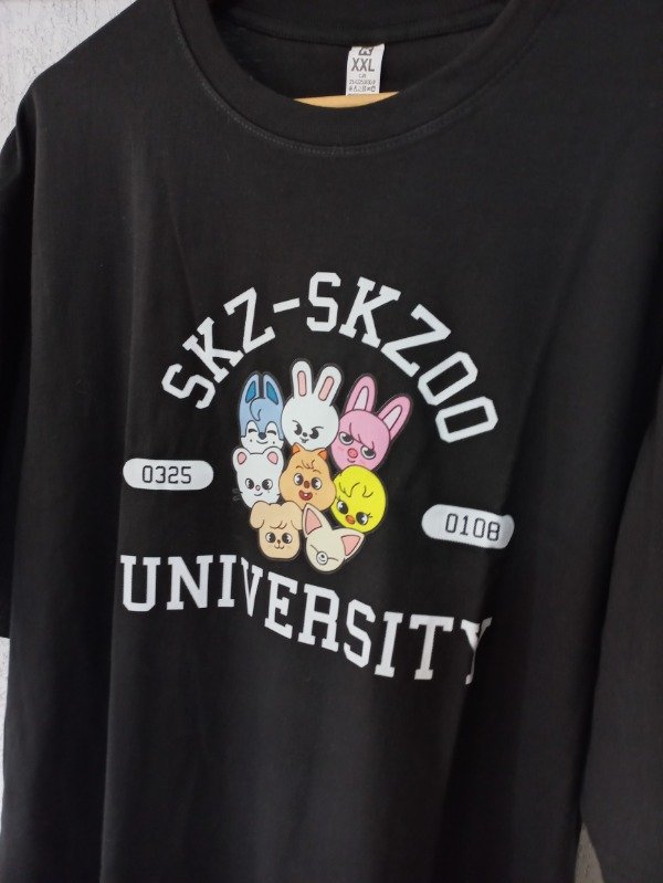 Producto - SKZOO Uni [Remera/Hoodie]