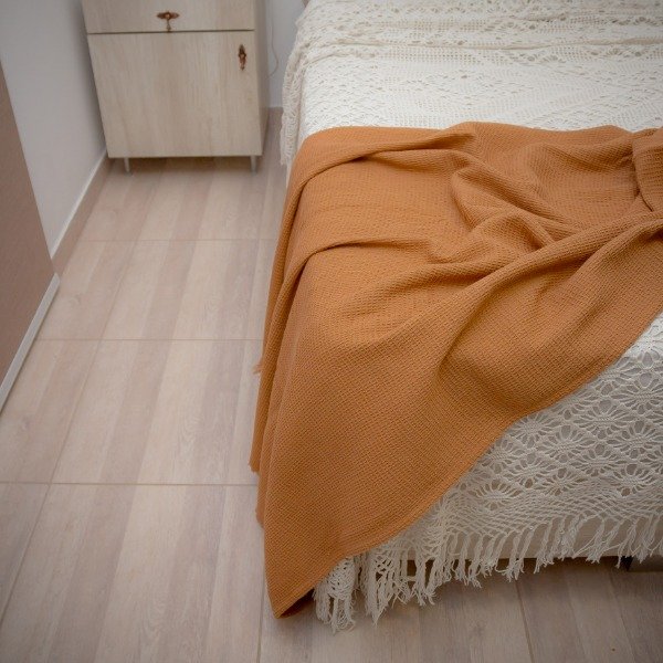 Producto - Pie de cama Wafle Canela