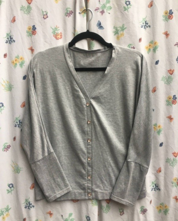Sweater grisaceo