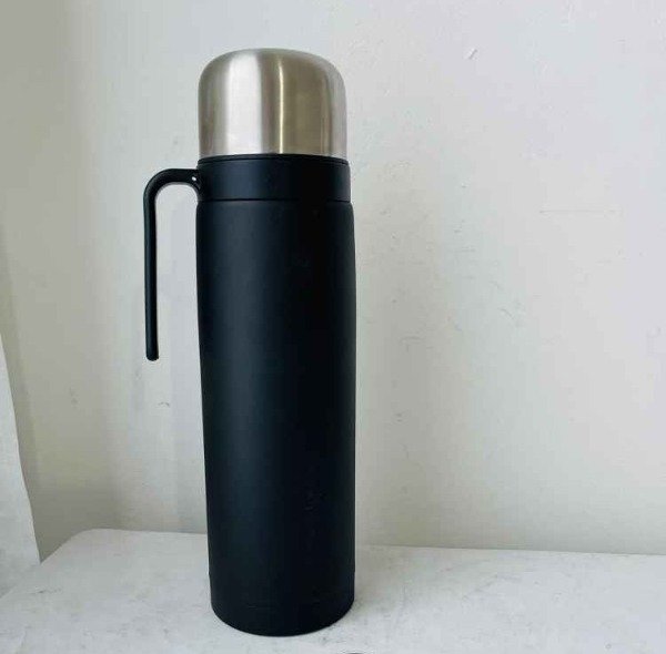 Producto - Termo media manija 1 LITRO COLOR NEGRO