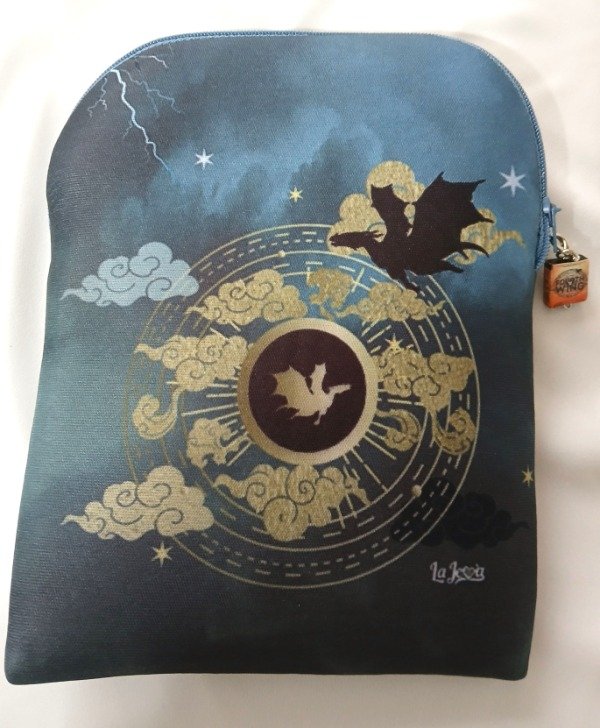 Producto - Funda Kindle con cierre Alas de Sangre