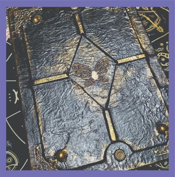 Producto - Diario Códice de la Mariposa Negra