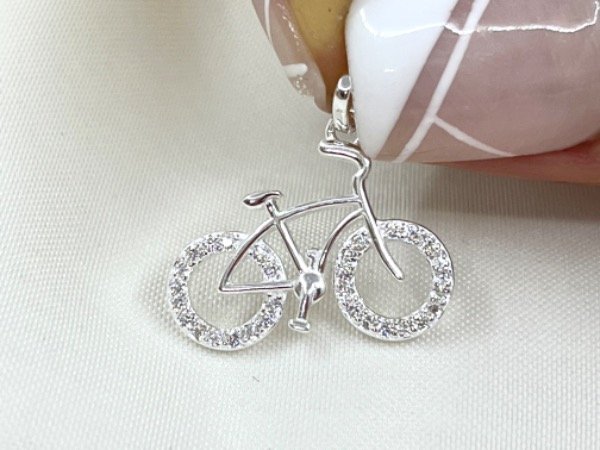 Producto - Dije con cubic BICI