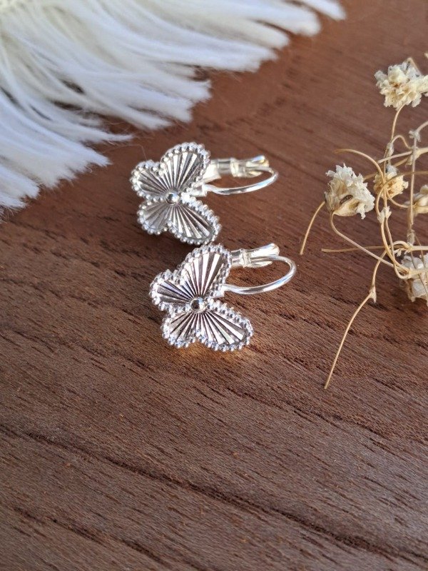 Producto - ABA0180 Aro Brisura con Mariposa