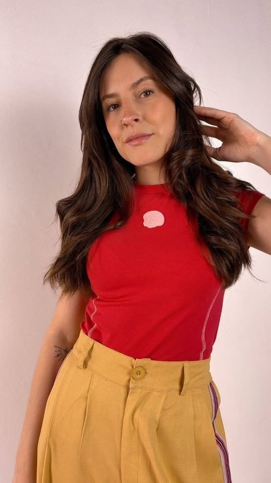 Producto - Remera Kendall Roja