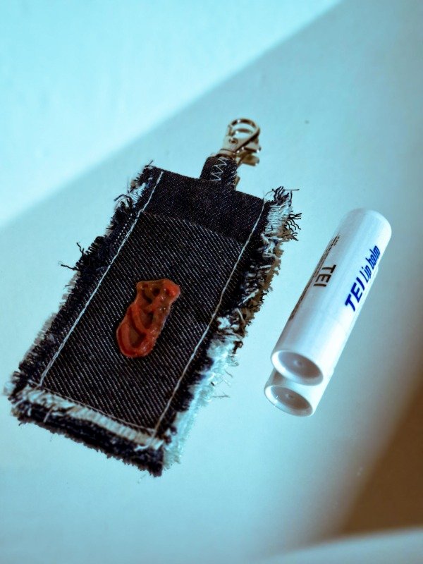 Producto - Fundita + Lip Balm CGA