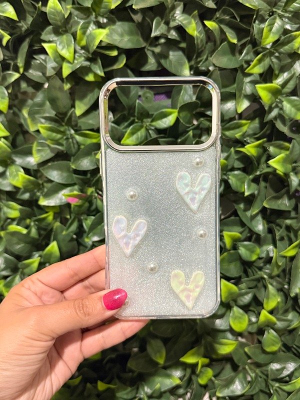 Producto - Corazones/ IPhone 17 Pro Max
