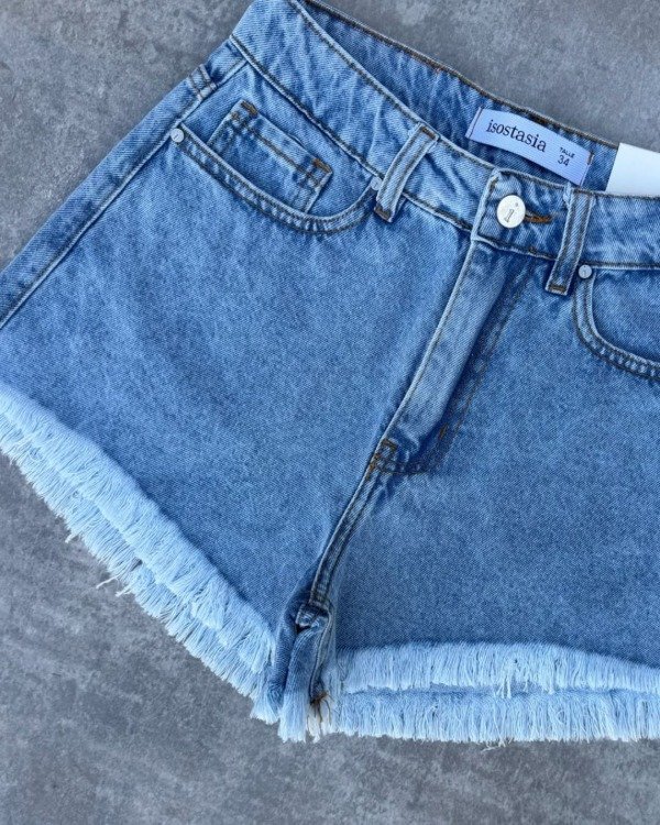 Producto - SHORT ISOSTASIA DENIM RIGIDIO TIRO ALTO, RUEDO DESFLECADO