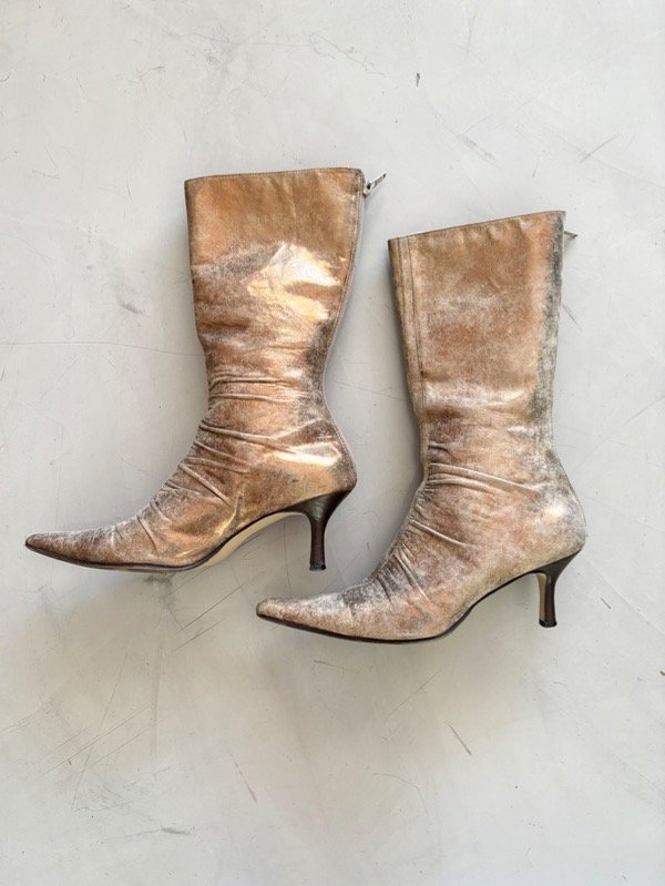 Producto - botas doradas 2