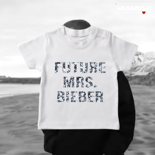 Producto - Baby Tee- MRS BIEBER "vinilo glitter plateado" - 1