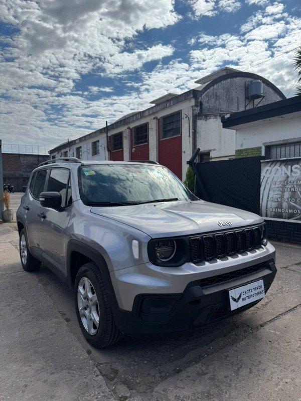 Producto - Jeep Renegade Sport 1.8 MT 2022 - 1