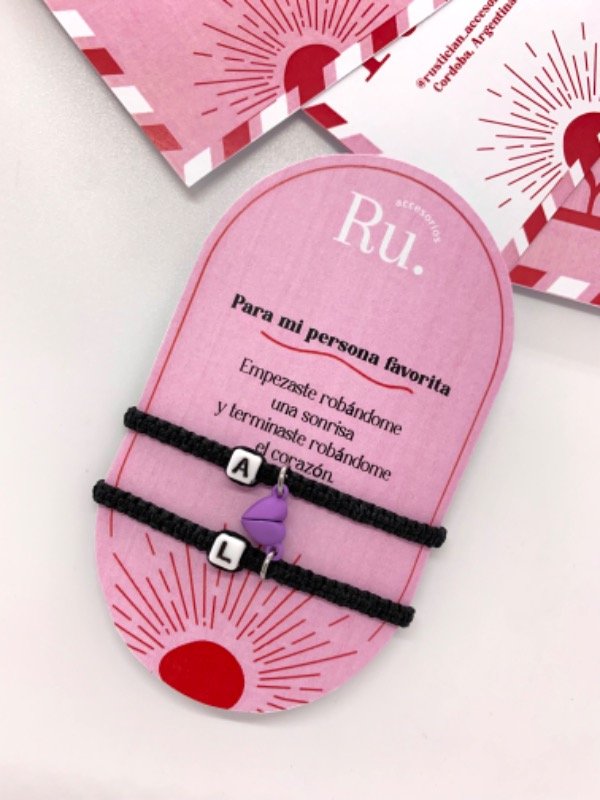 Producto - Pulseras imantadas iniciales (imán lila)