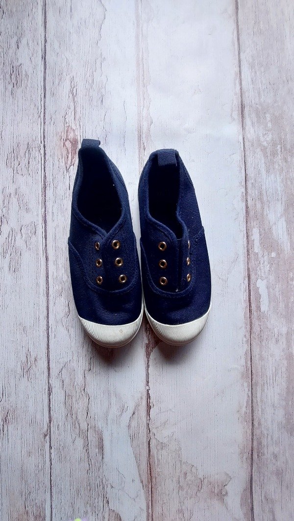 Producto - ZAPATILLAS LONA HYM NUM 29