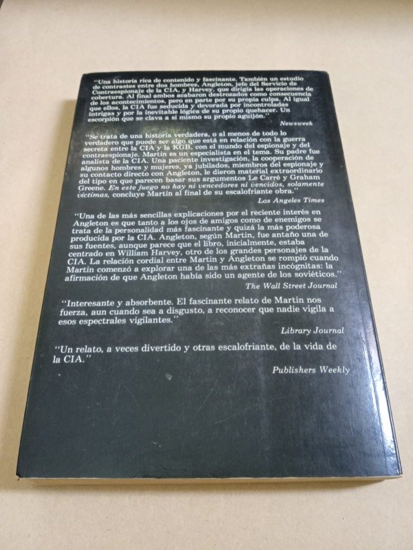 Producto - KGB contra CIA - David C. Martin - Planeta 1981 - 1