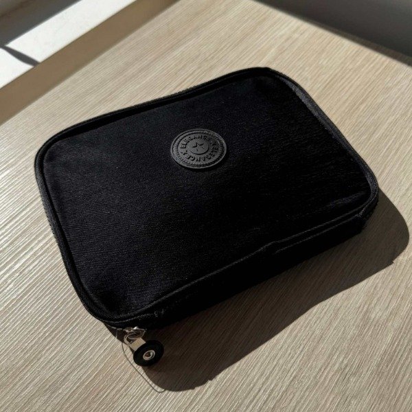 Producto - Cartuchera dos pisos con divisiones interiores 22x15cm