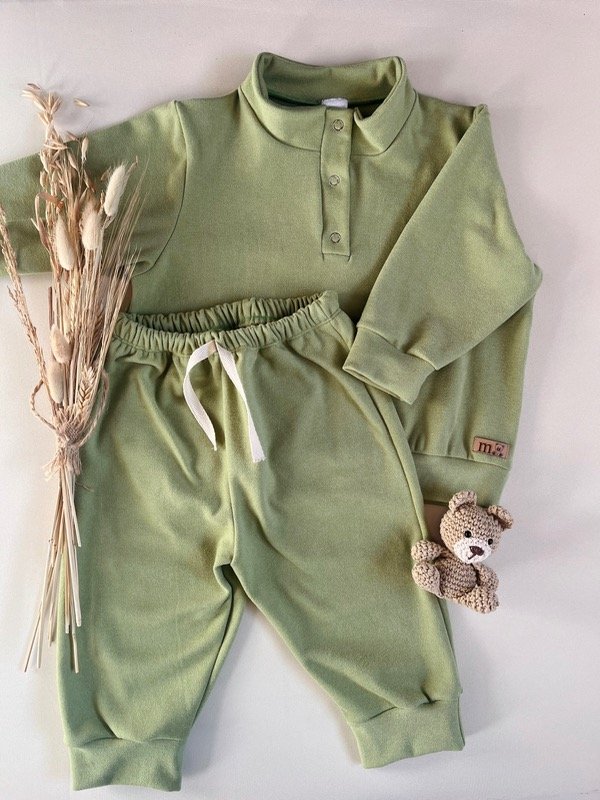 Producto - Conjunto buzo darlon verde
